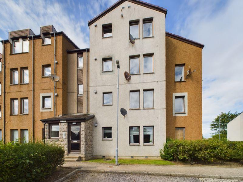Headland Court, Aberdeen 2 bed apartment for sale £75,000