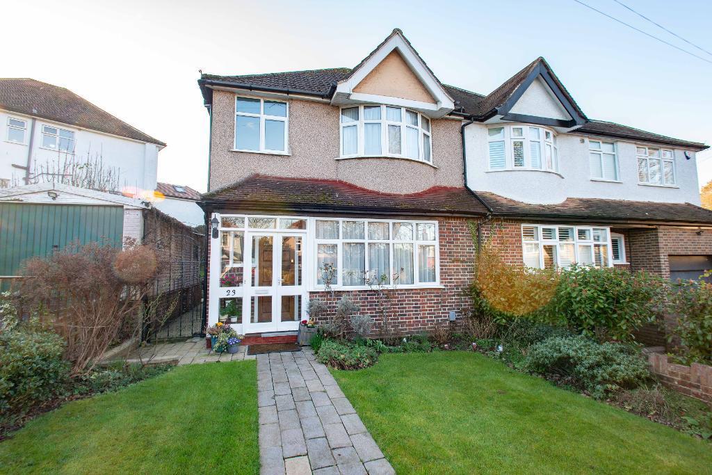 Elm Grove, Orpington, Kent, BR6 0AA 3 bed semidetached house for sale