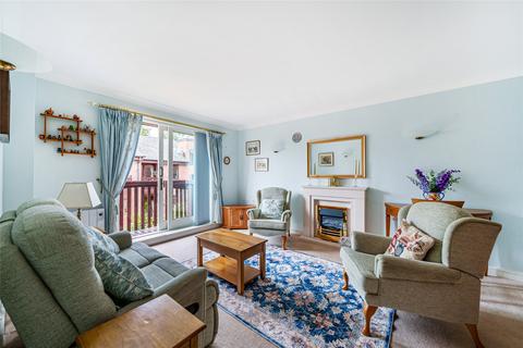 2 bedroom apartment for sale - Paynes Court, High Street, Buckingham, Buckinghamshire, MK18