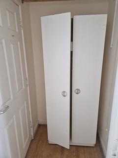 Studio to rent, Flat , Guildford House, - Guildford Street, Luton