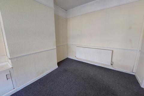 3 bedroom terraced house to rent, Patten Street, Birkenhead