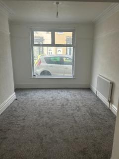 3 bedroom terraced house to rent, Erdington Road, Blackpool