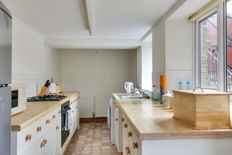 2 bedroom terraced house for sale - Guyscliffe View, Glasshouses, Harrogate