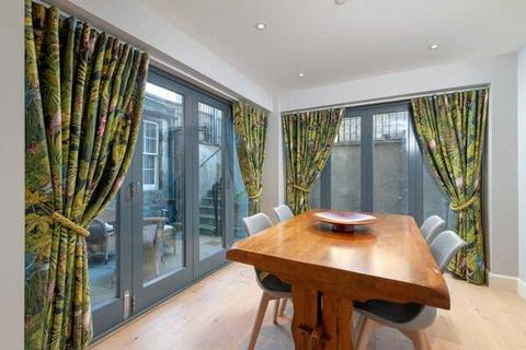 2 bedroom apartment to rent, Rutland Square, Edinburgh, Midlothian