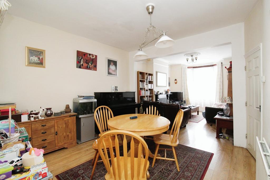 Paget Road, ILFORD, IG1 4 bed terraced house for sale £490,000