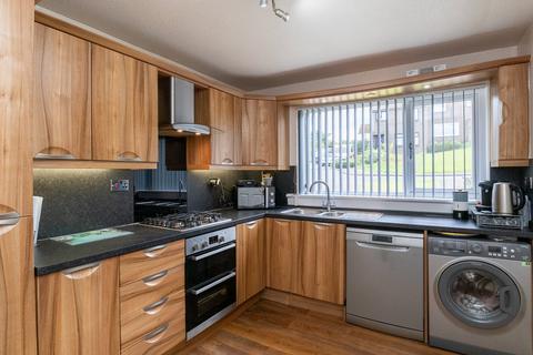 10 Hallcroft Rise, Ratho, Newbridge, EH28 8RX