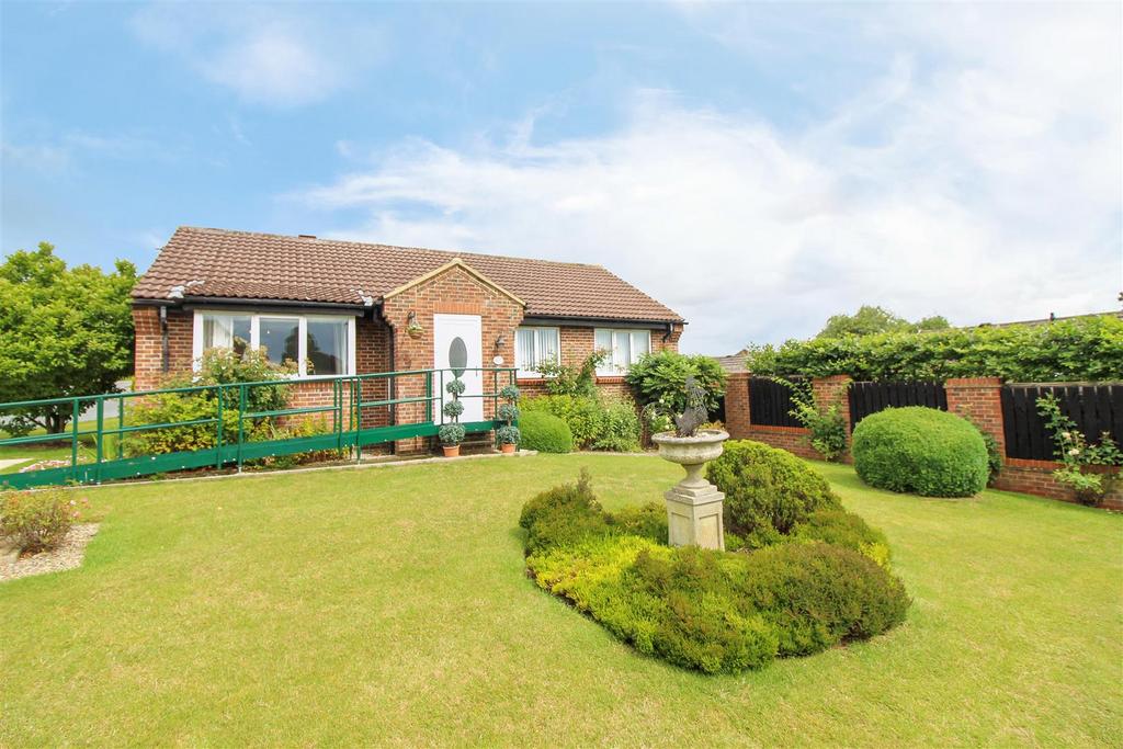 Kings Mead, Ripon 3 bed detached bungalow £365,000