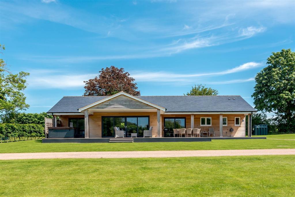 Kinnerley, Oswestry 4 bed detached bungalow for sale £450,000