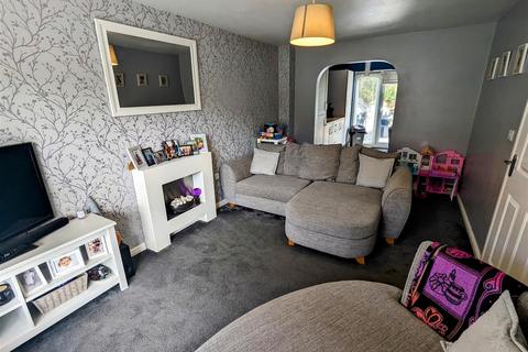 9 Waggestaff Drive, Nuneaton, CV10 9SL