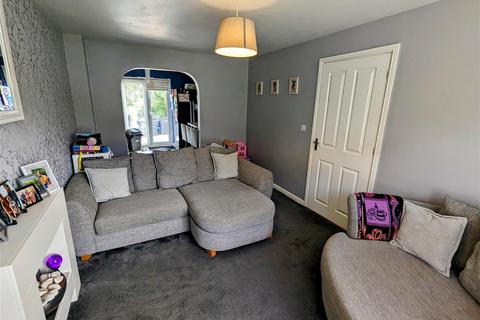 9 Waggestaff Drive, Nuneaton, CV10 9SL