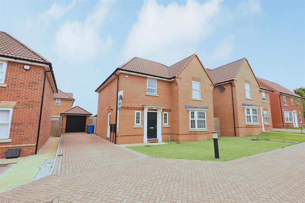Smith Dale, Cottingham 4 bed detached house for sale £330,000