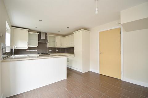 44 Etchingham Drive, St Leonards-on-sea, TN38 9AB