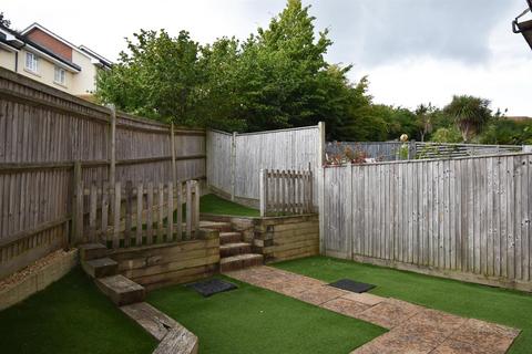 44 Etchingham Drive, St Leonards-on-sea, TN38 9AB
