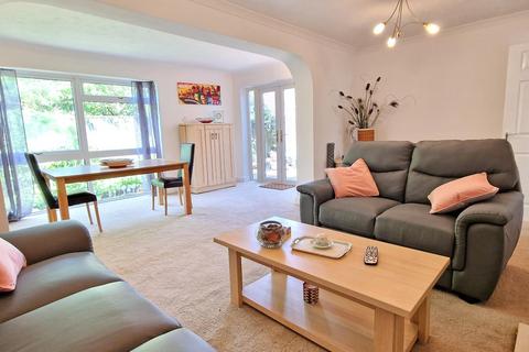 2a Blake Road, Bicester, OX26 3HG
