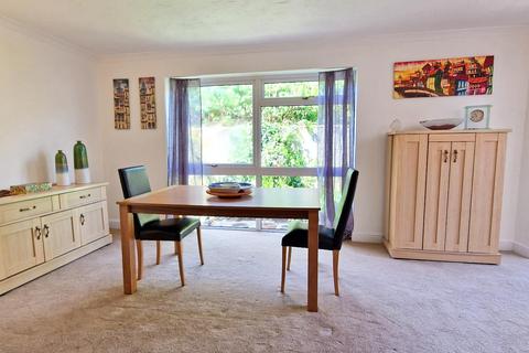 2a Blake Road, Bicester, OX26 3HG