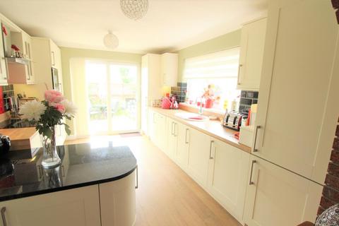 34 Beach Terrace, Newbiggin-by-the-sea, NE64 6XE
