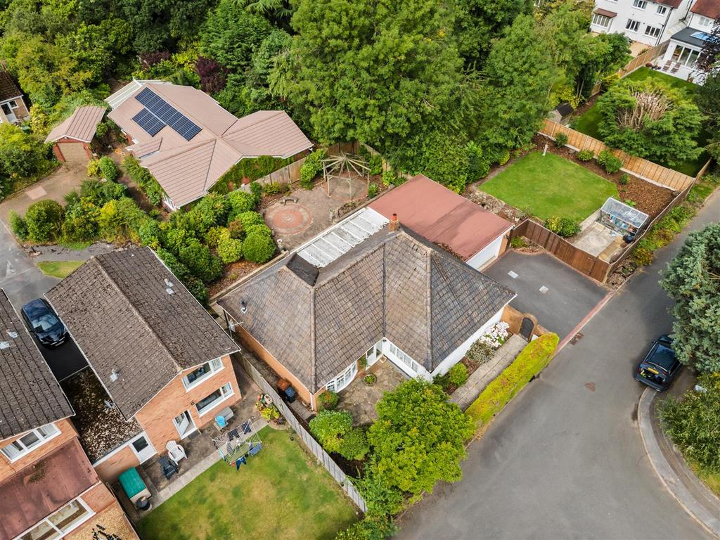 Exhall Close, Solihull 3 bed detached bungalow for sale £625,000