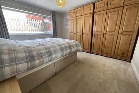 5 Weaponness Valley Close, Scarborough, YO11 2JJ