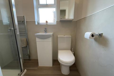 5 Weaponness Valley Close, Scarborough, YO11 2JJ