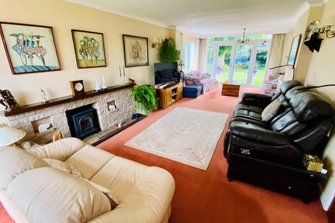 14 Dugard Place, Barford, Warwick, CV35 8DX