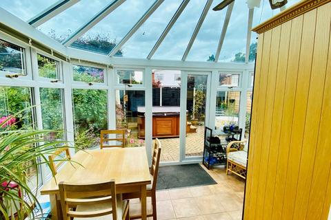 14 Dugard Place, Barford, Warwick, CV35 8DX