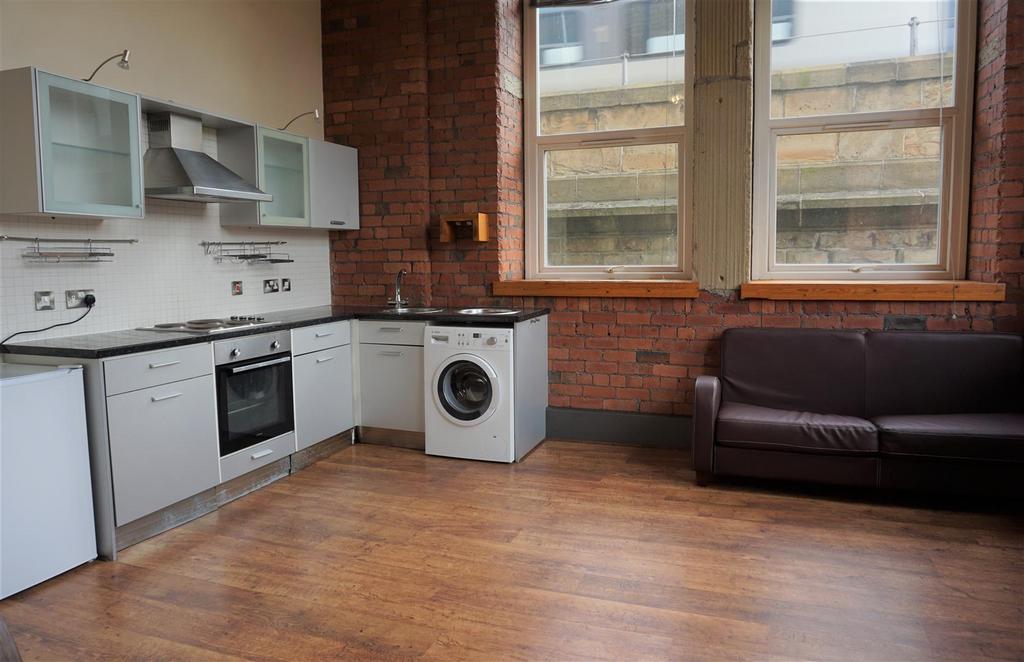 Sprinkwell Mill, Bradford Road, Dewsbury 2 bed apartment £695 pcm (£160 pw)