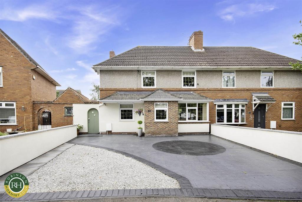 Doncaster Road, Armthorpe, Doncaster 3 bed semidetached house for sale