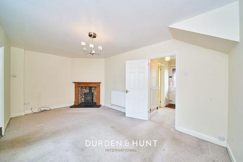 18 Fyfield Road, Ongar, CM5 0AJ