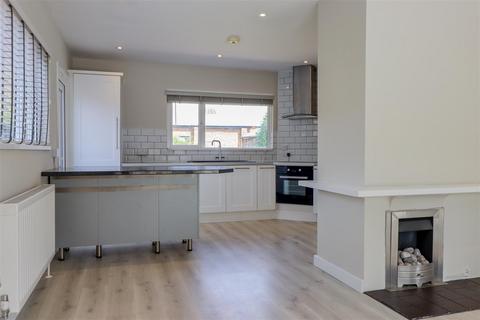 5 Forest Road, Horsham, RH12 4HJ