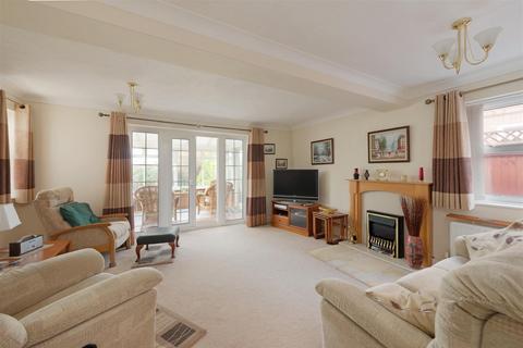 3 bedroom detached bungalow for sale, Faversham Road, Seasalter, Whitstable