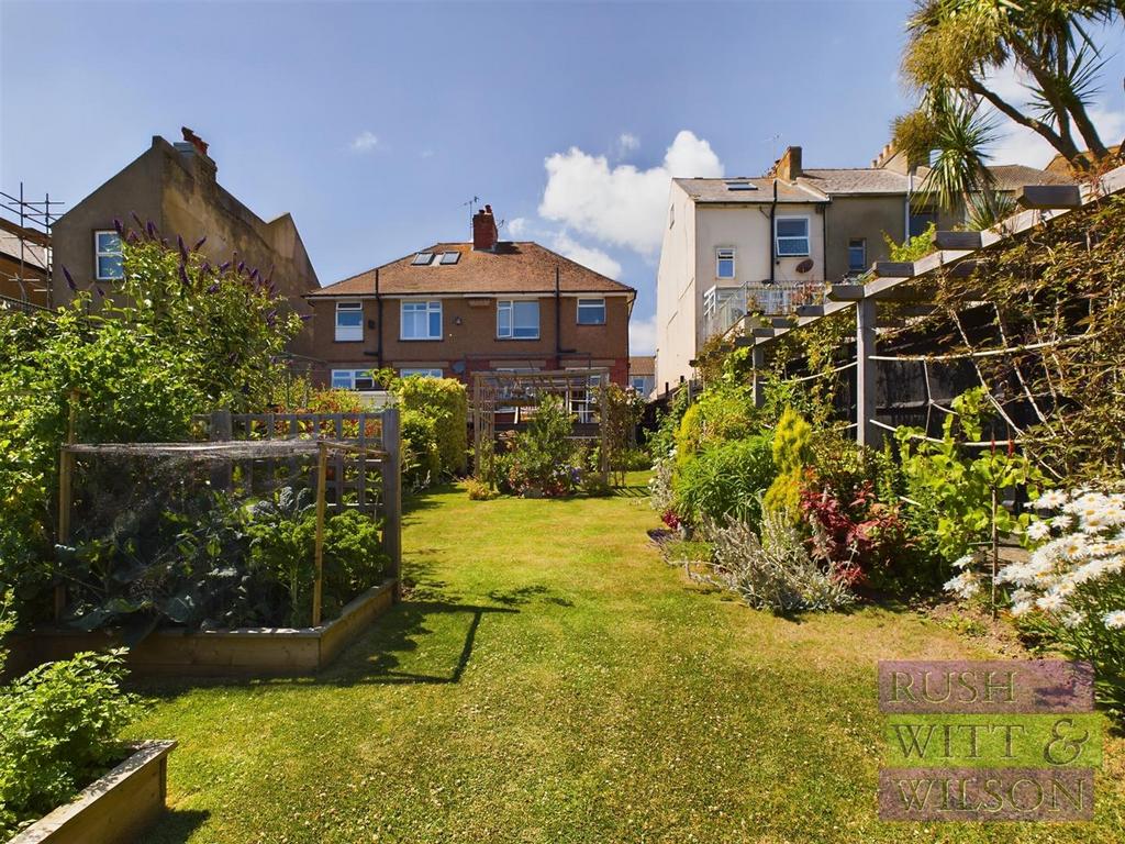 Athelstan Road, Hastings 3 bed semidetached house for sale £375,000