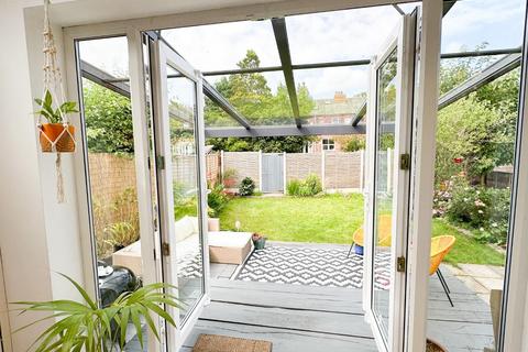 5 Appleton Road, Stockport, SK4 5NA