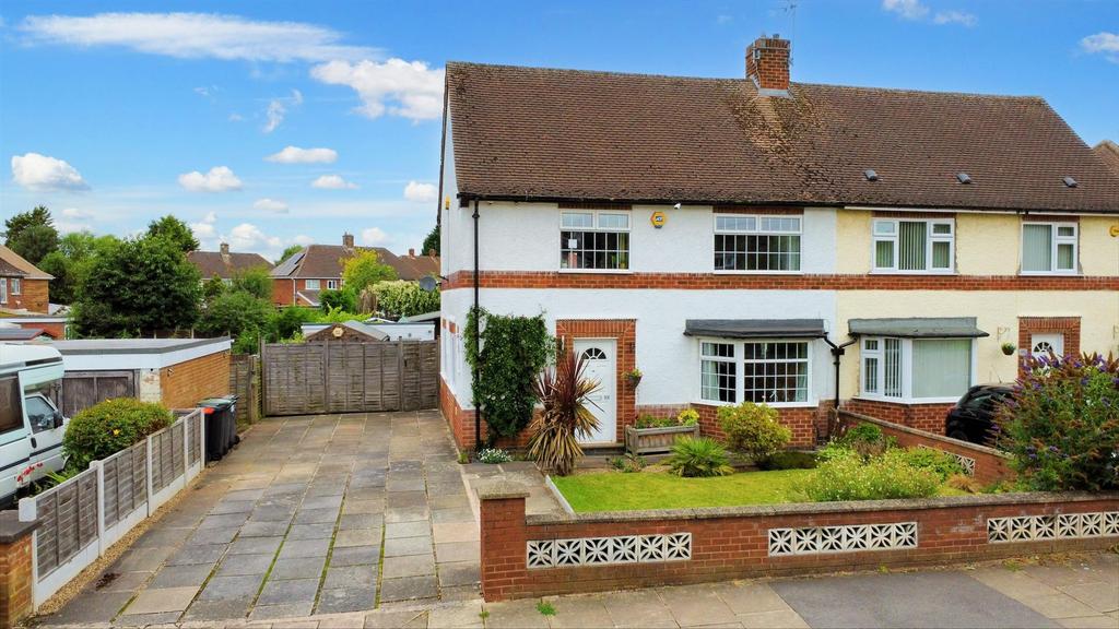 Ewe Lamb Lane, Bramcote 3 bed semidetached house for sale £300,000