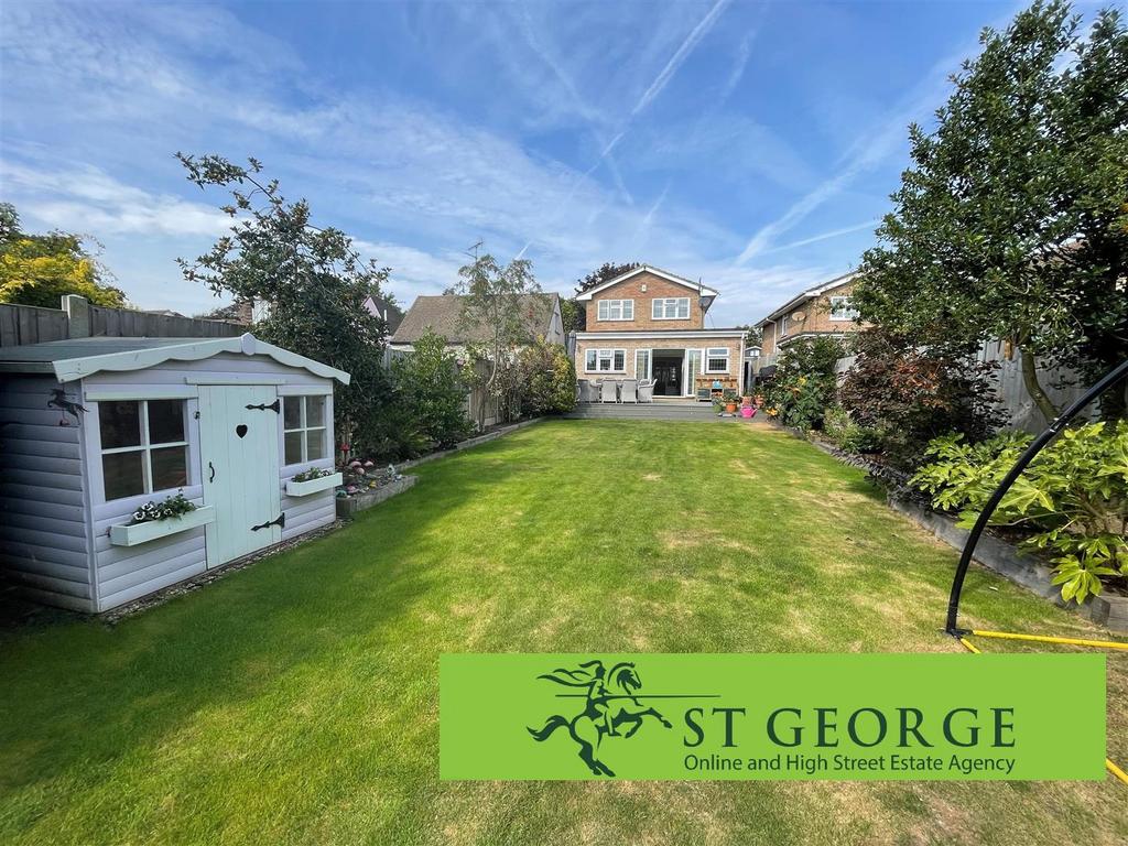 Helena Road, Rayleigh 4 bed detached house for sale £575,000