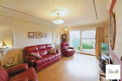 186 Birches Head Road, Stoke-on-trent, ST1 6NA