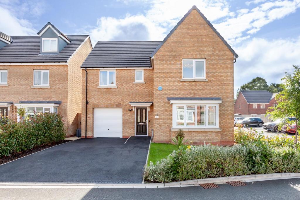 Willow Grove, Boroughbridge 4 bed detached house for sale £415,000
