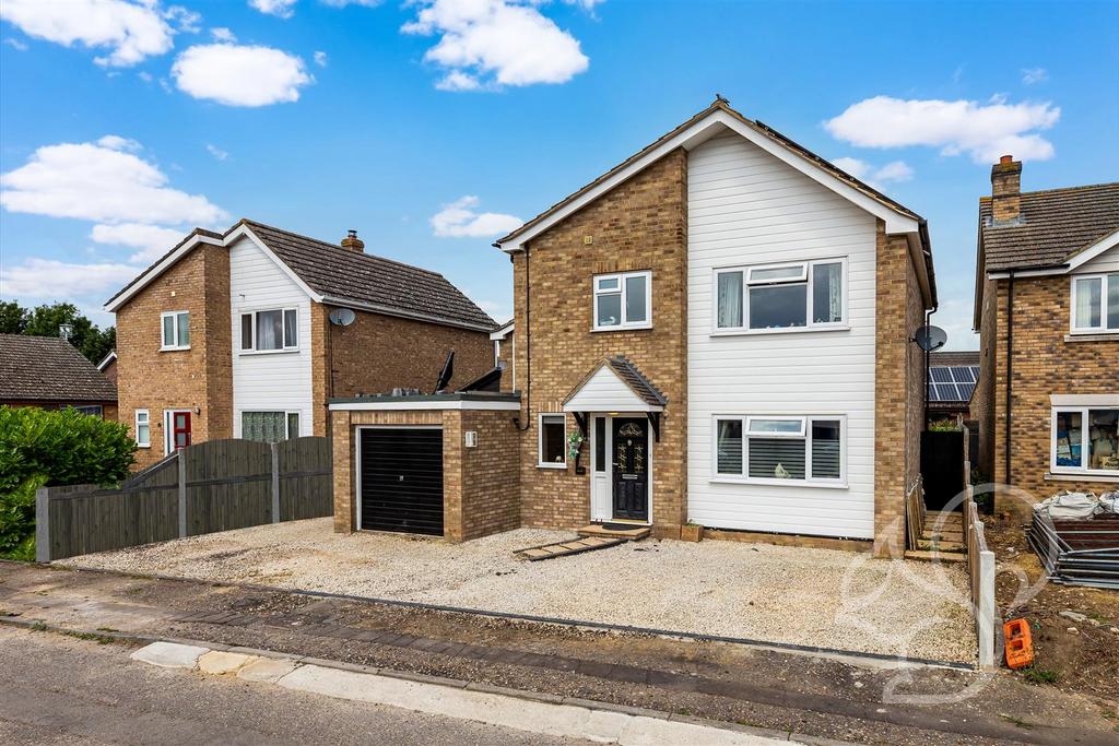 The Pippins, Glemsford 4 bed detached house for sale £400,000