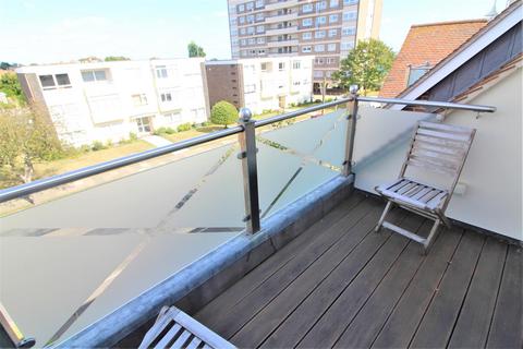 1 bedroom apartment for sale, Queens Road, Frinton-On-Sea