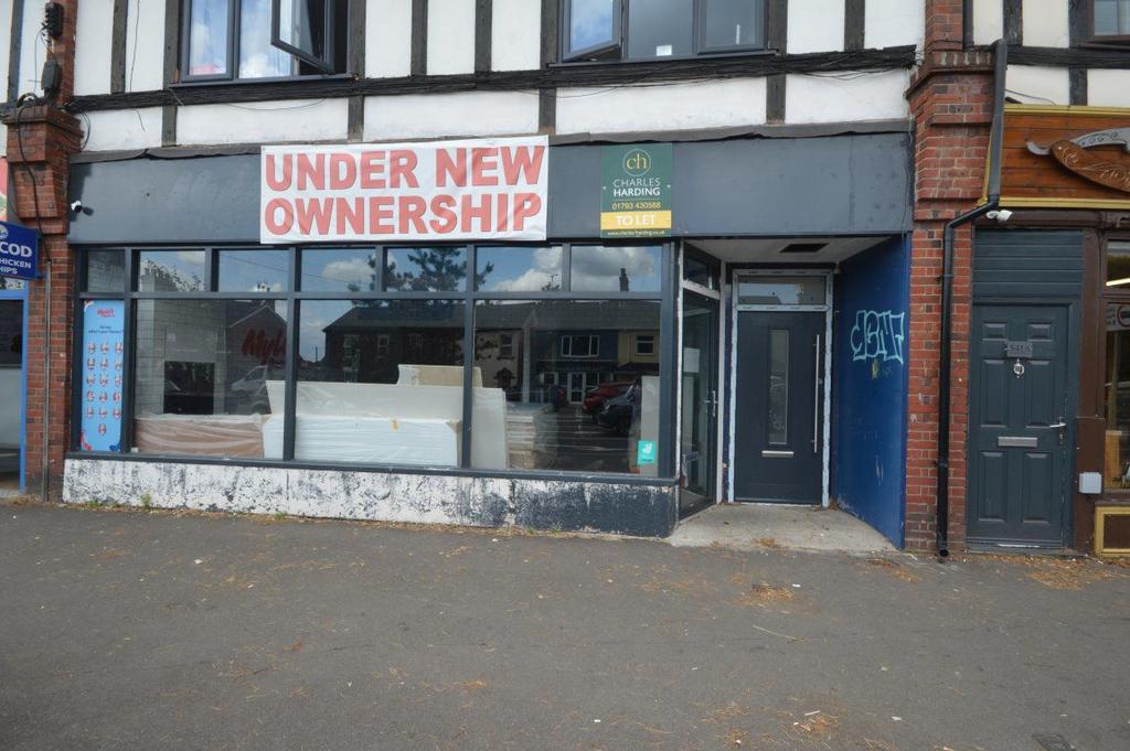 Cricklade Road, Swindon Property £900 pcm (£208 pw)