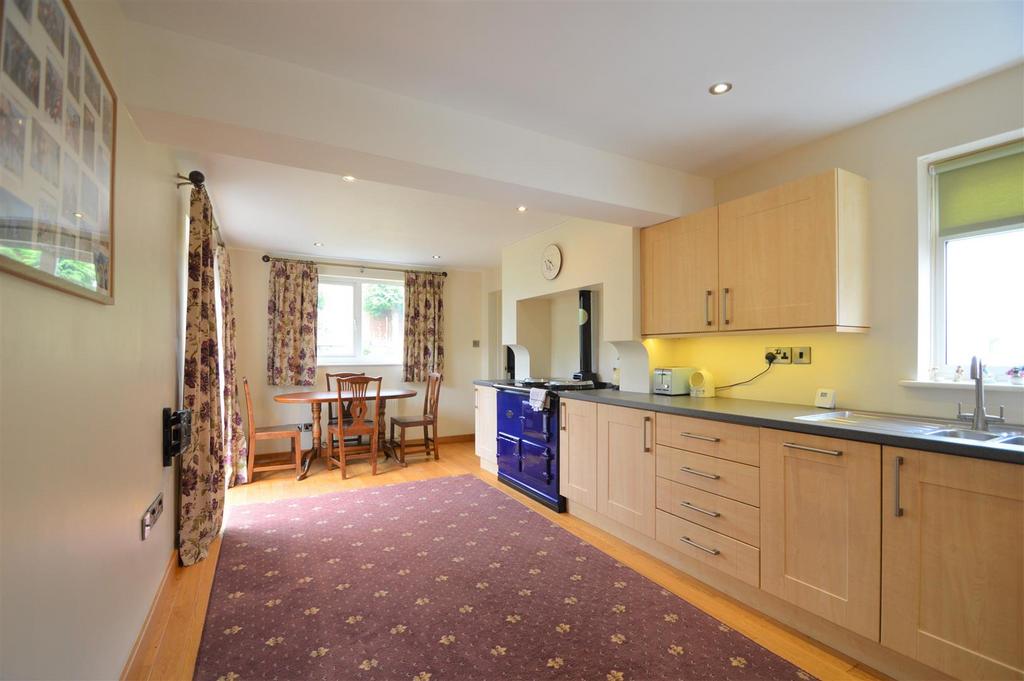 Brooklyn Road, Pant, Oswestry 2 bed bungalow for sale £239,995