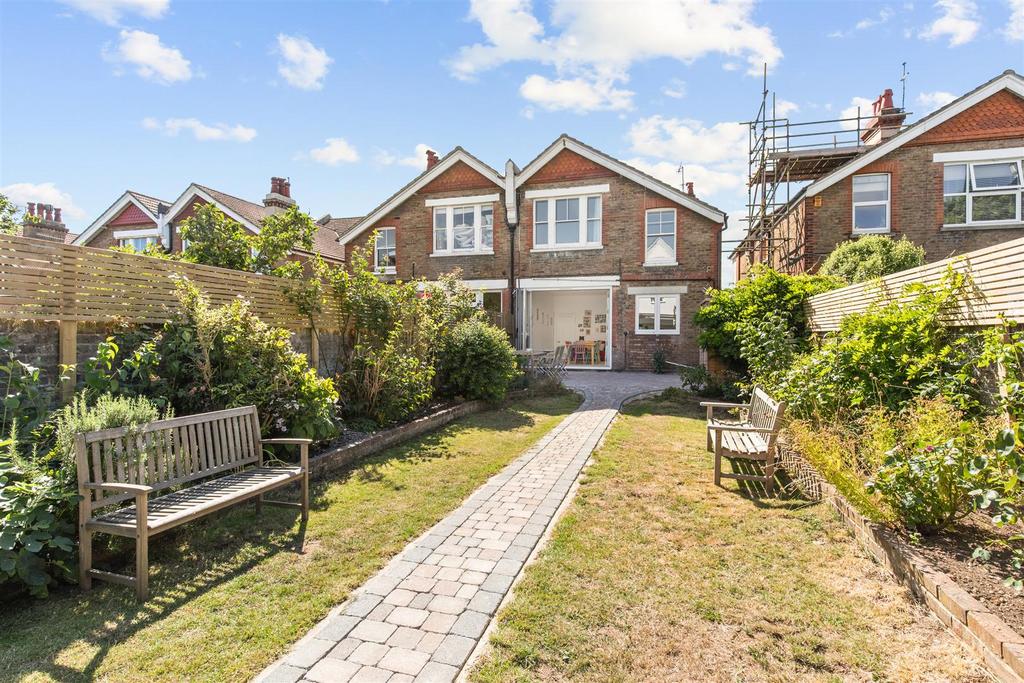Modena Road, Hove 5 bed semidetached house £1,100,000