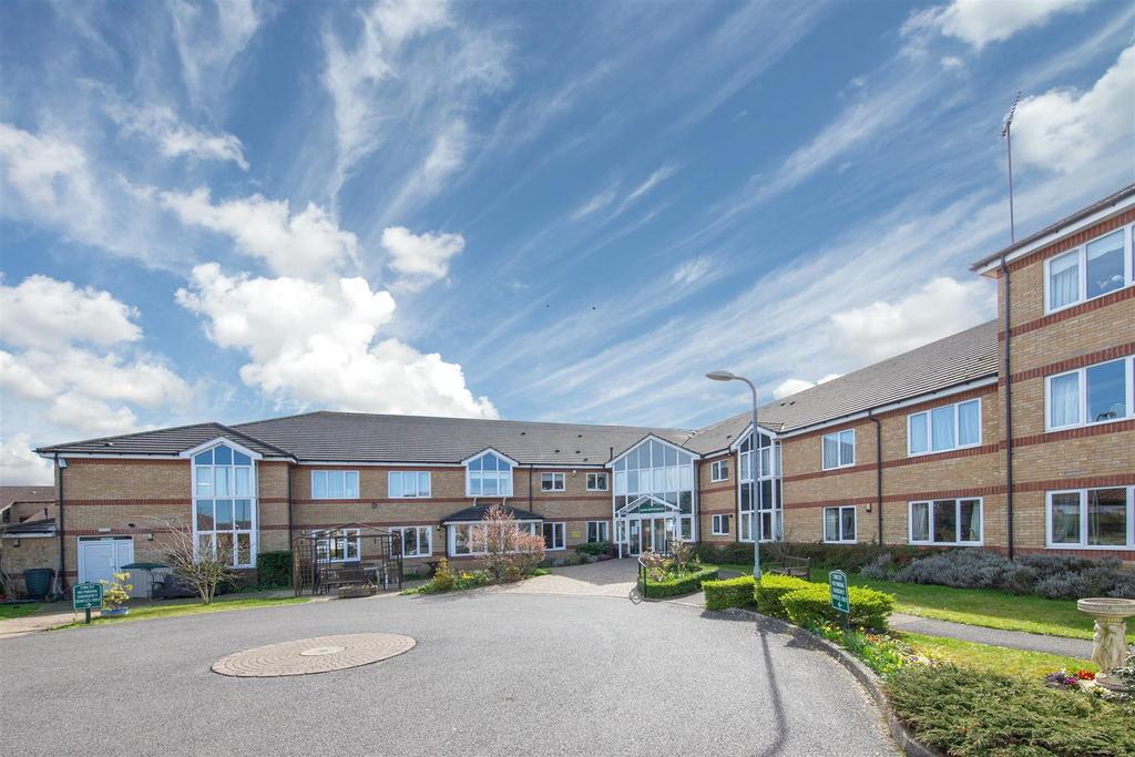 Bushmead Court, Luton, Bedfordshire 2 bed retirement property for sale