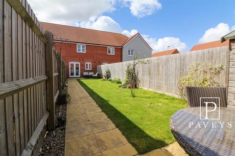 2 bedroom terraced house for sale, Barley Road, Kirby Cross, Frinton-On-Sea