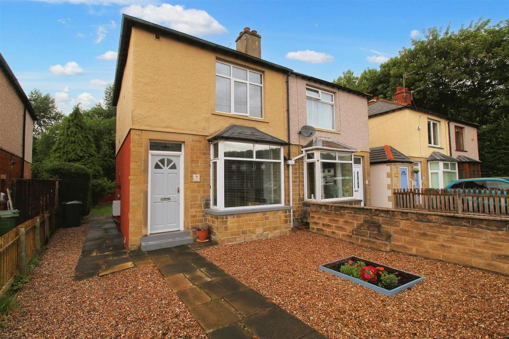 Nettleton Road, Dalton, Huddersfield, HD5 9SU 2 bed semidetached house
