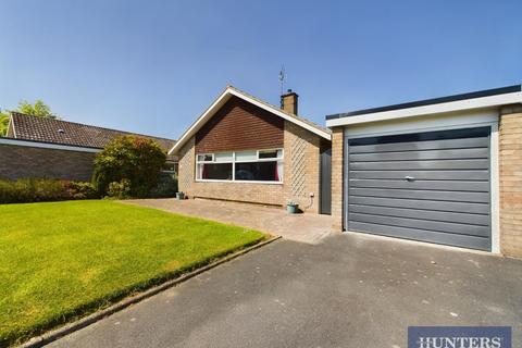 3 bedroom detached bungalow for sale, Barmoor Close, Scalby, Scarborough