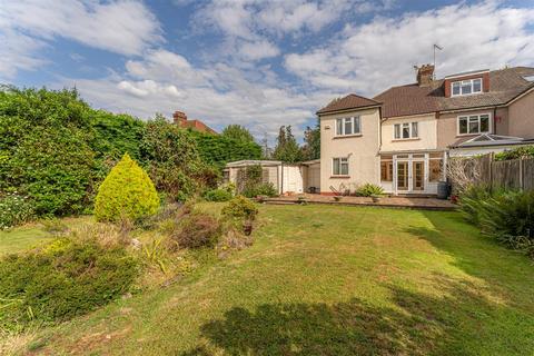 37 Village Road, Enfield, EN1 2ET