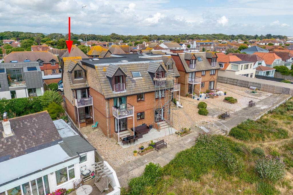 Villa Plage, Elmer, Bognor Regis 1 bed flat £125,000