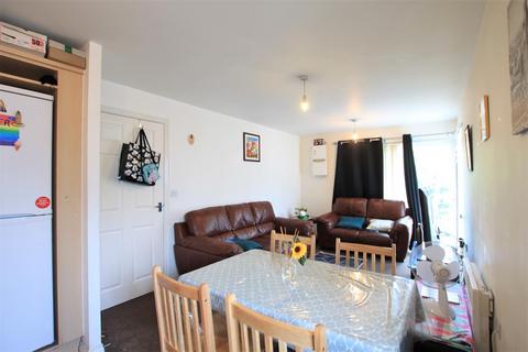 2 bedroom apartment for sale - Blackburn Way, Hounslow TW4