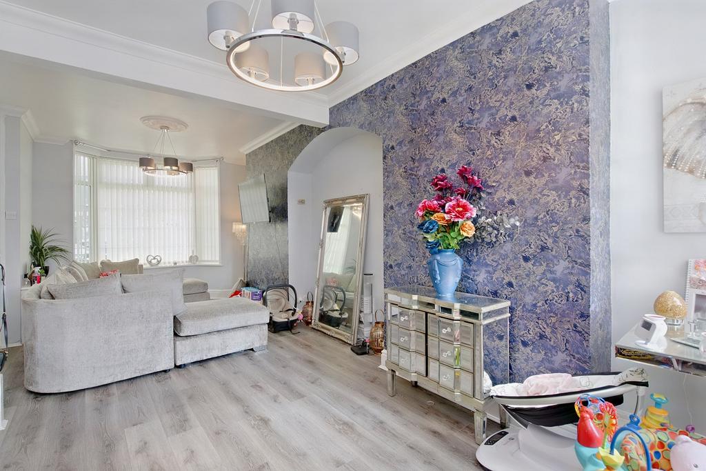 Stanley Park Avenue South, Liverpool, L4 3 bed terraced house for sale