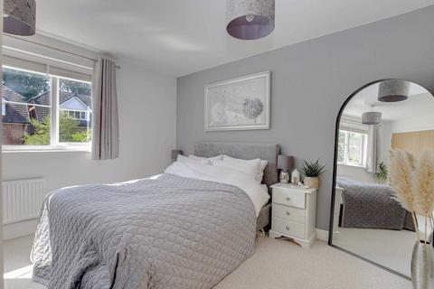 14 Martin Cooper Close, Caversham, Reading, RG4 6AE
